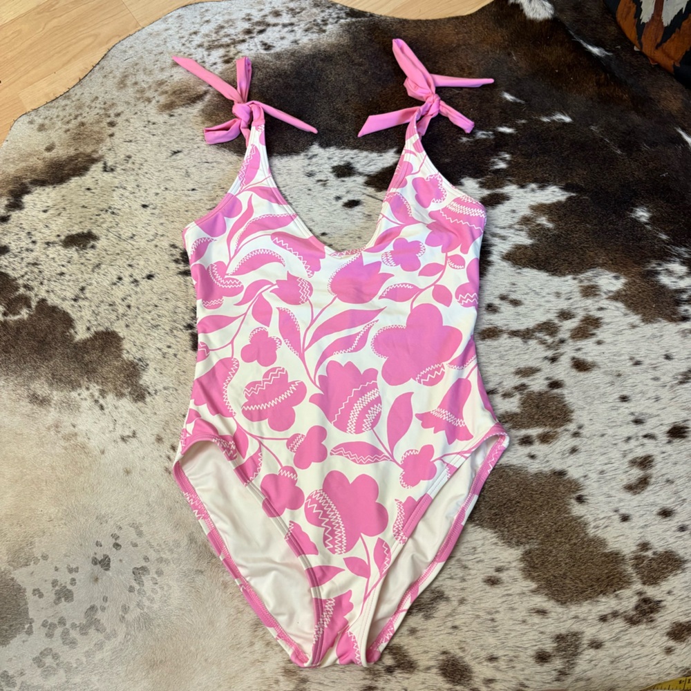 KATE SPADE Shoulder Bow Tie V-Neck One Piece Swimsuit In Surf Pink Size Medium
